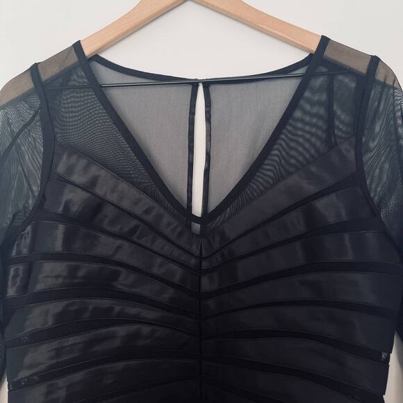 Vintage Dressbarn Women's Black Ribbed 90s Goth V-neck Corset Style Blouse sz 10 - Picture 2 of 13